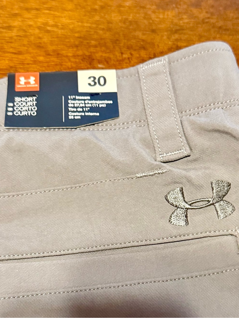 Men's gray Gold Under Armour NWT - Picture 5 of 5